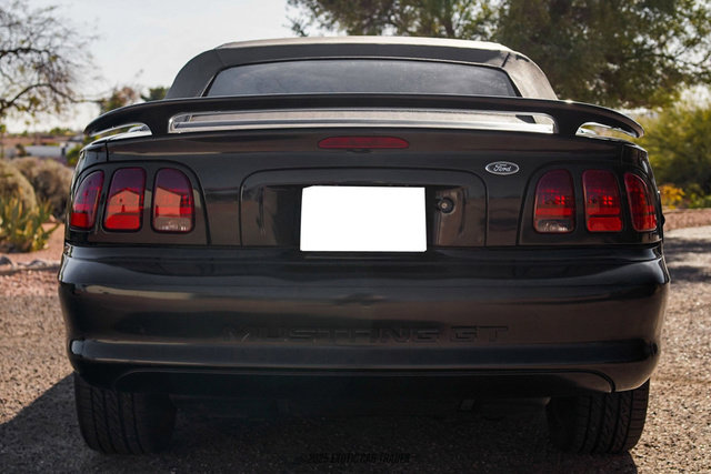 Used 1998 Ford Mustang GT RWD image 19