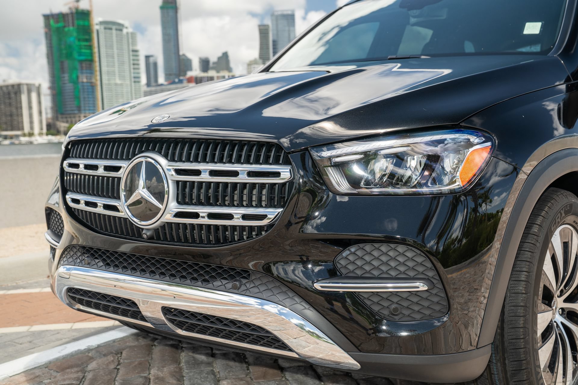 Used 2025 Mercedes-Benz GLE 450 4MATIC image 11