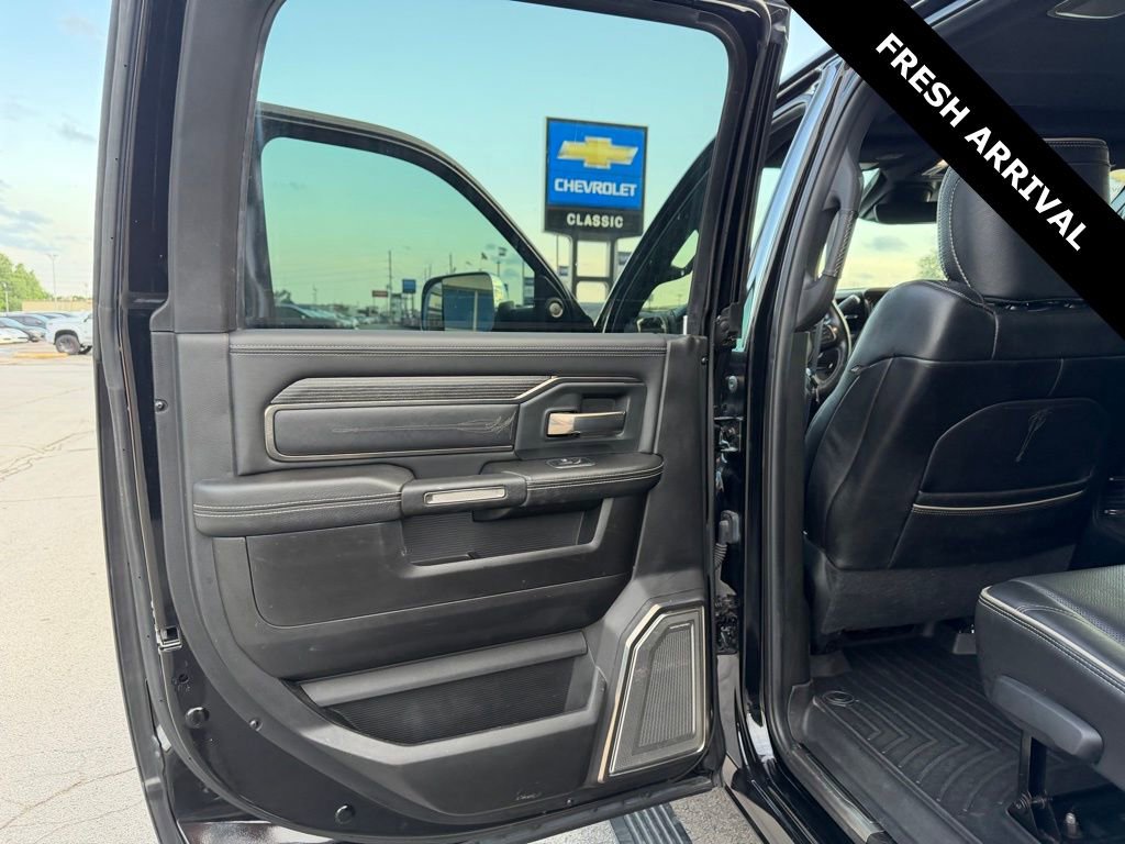 Used 2019 RAM 3500 Limited AWD/4WD image 13