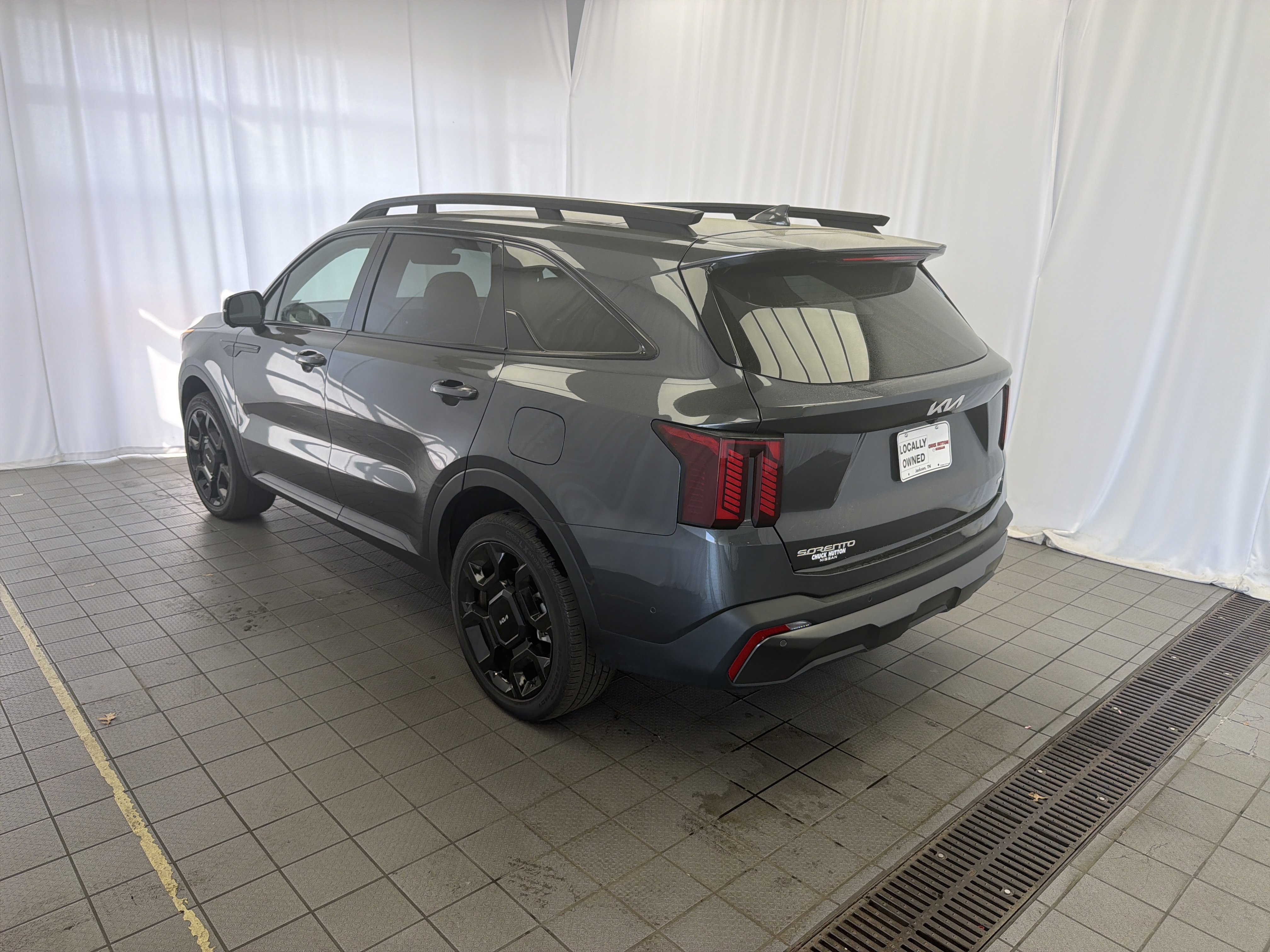 Used 2024 Kia Sorento SX image 7