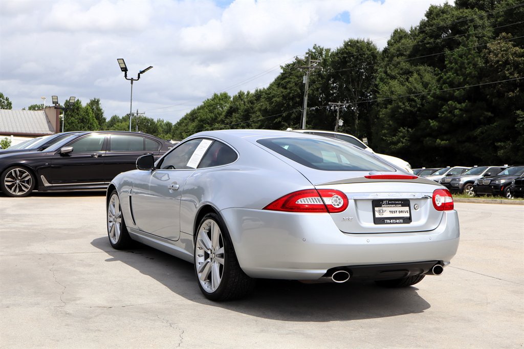 Used 2010 Jaguar XK Coupe RWD image 5