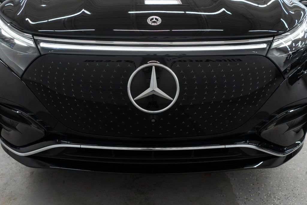 Used 2023 Mercedes-Benz EQS 580 4MATIC SUV w/ Exclusive Trim Package image 49