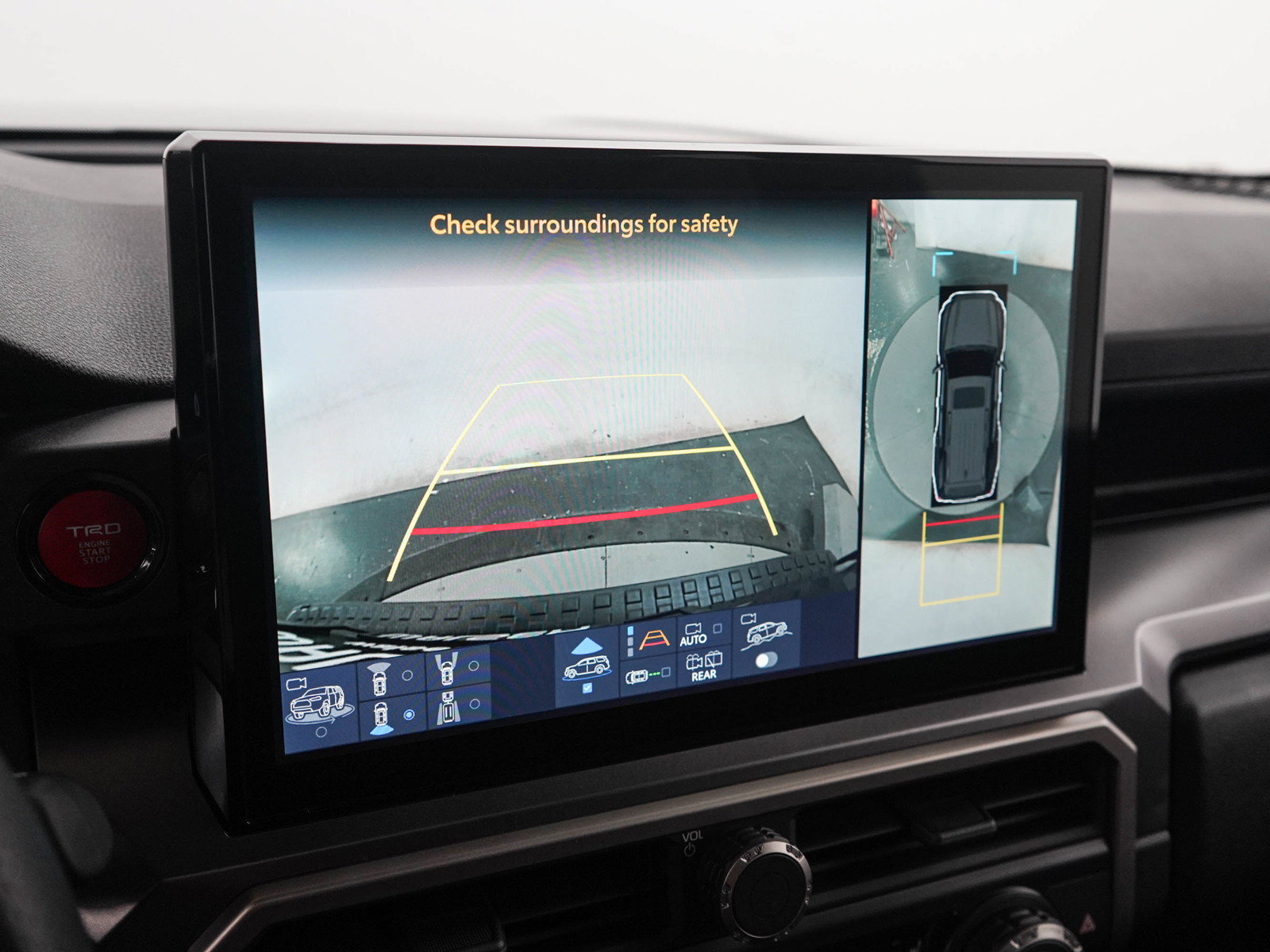 Used 2025 Toyota 4Runner TRD Off-Road Premium w/ Tow Technology Package AWD/4WD image 22