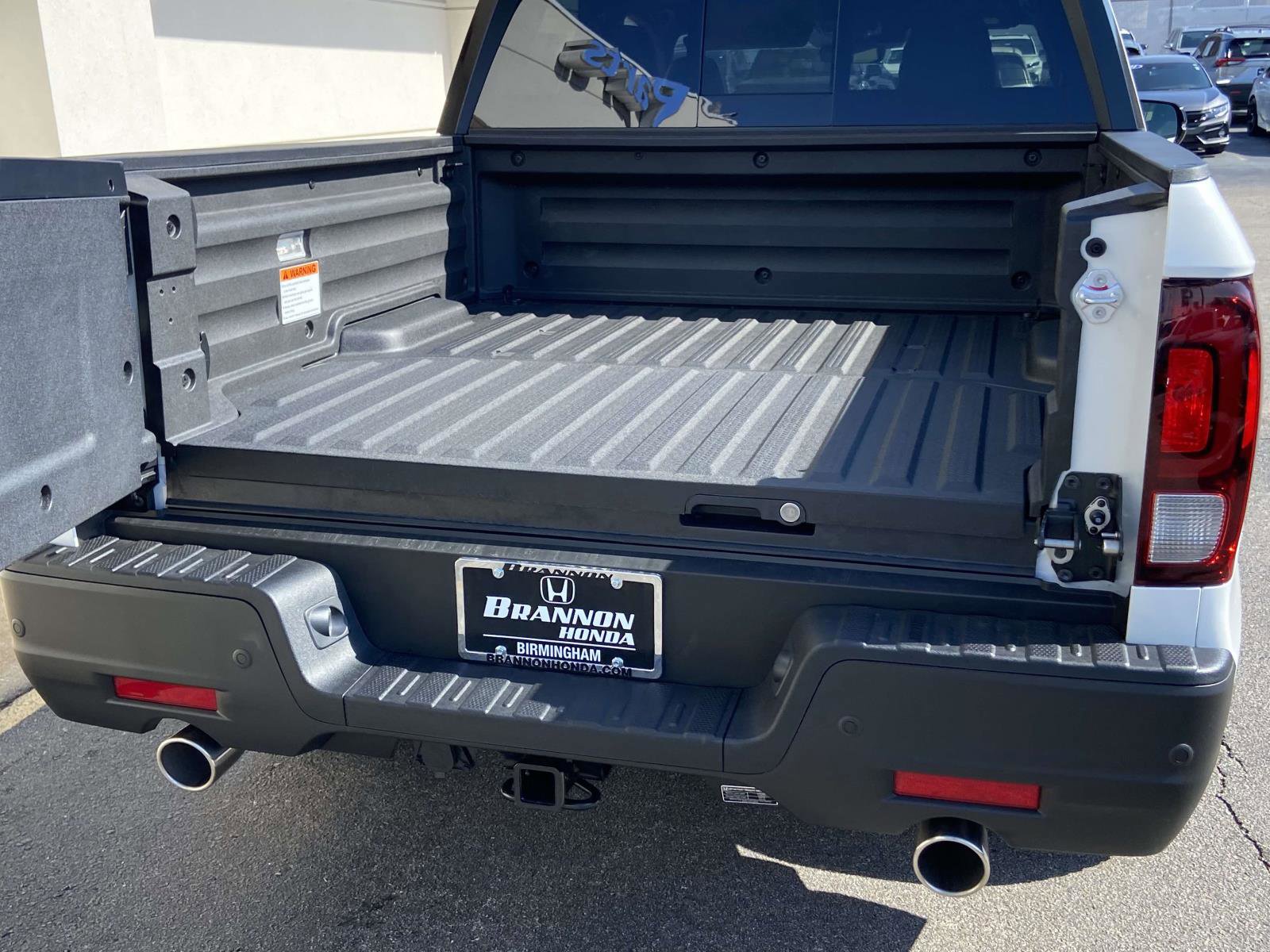 New 2026 Honda Ridgeline Black Edition image 4