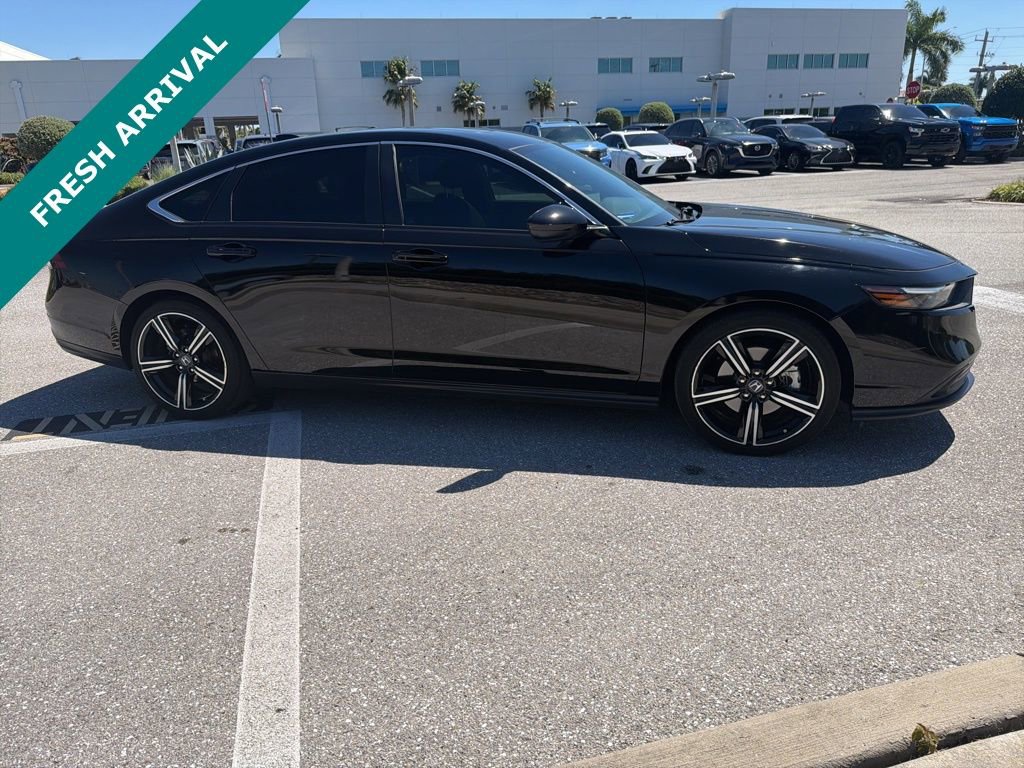 Used 2023 Honda Accord Sport image 6