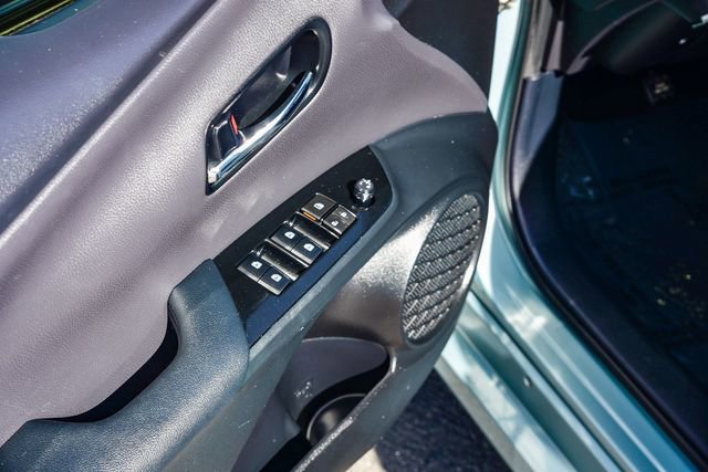 Used 2017 Toyota Prius Three image 22