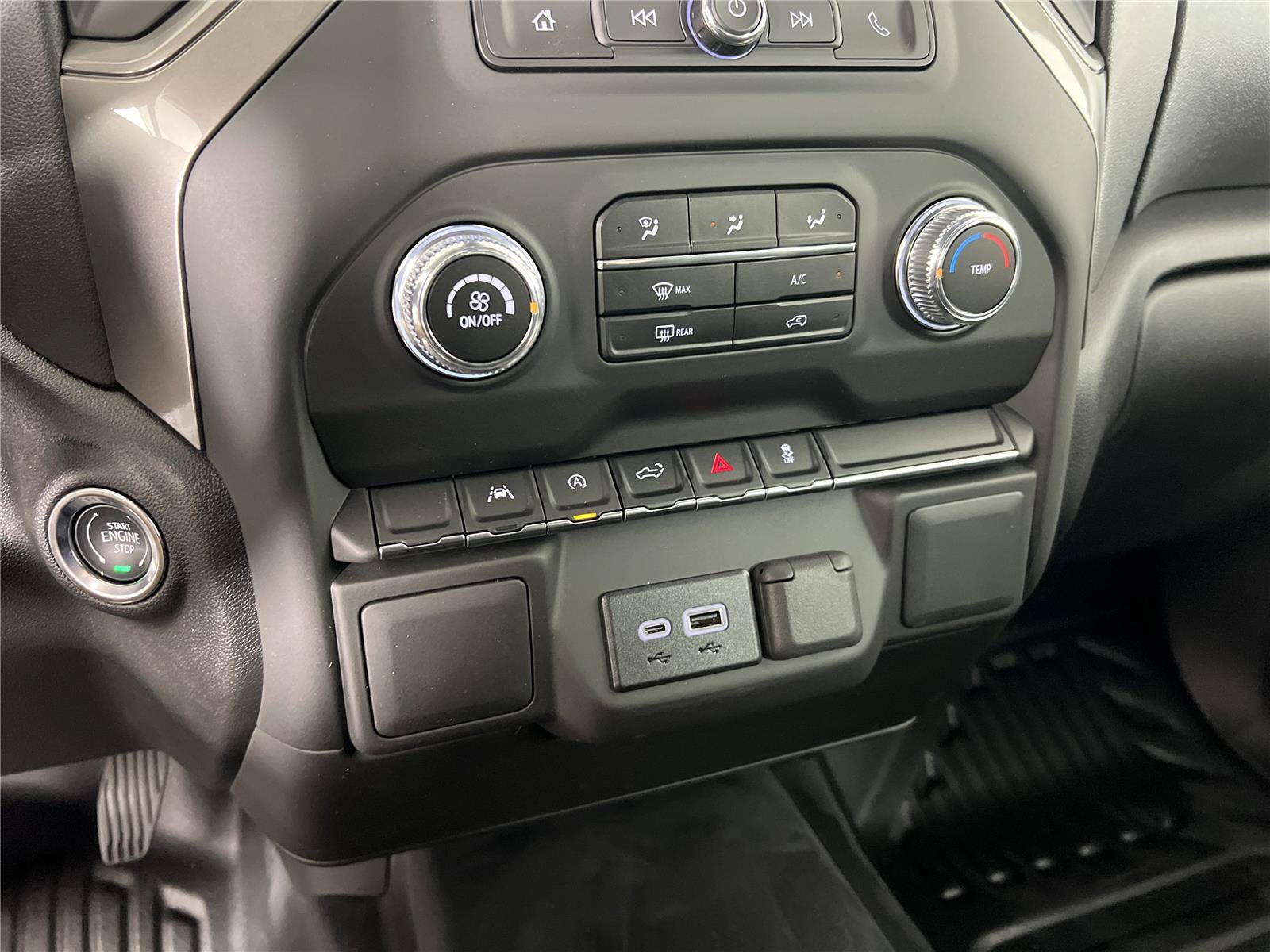 New 2026 GMC Sierra 1500 Pro w/ Convenience Package AWD/4WD image 22