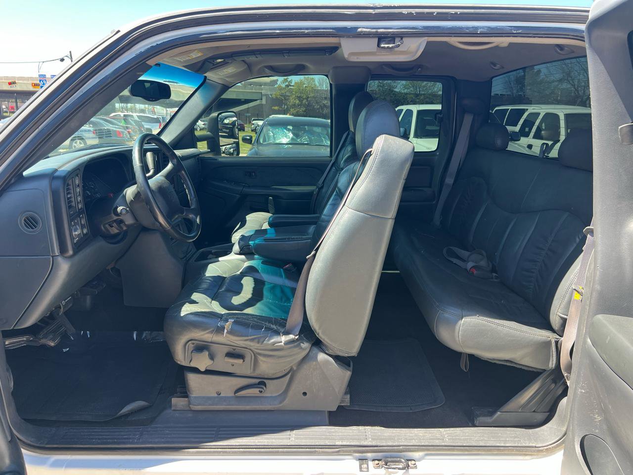 Used 2002 Chevrolet Silverado 2500 LS w/ Electrical Convenience Pkg AWD/4WD image 27