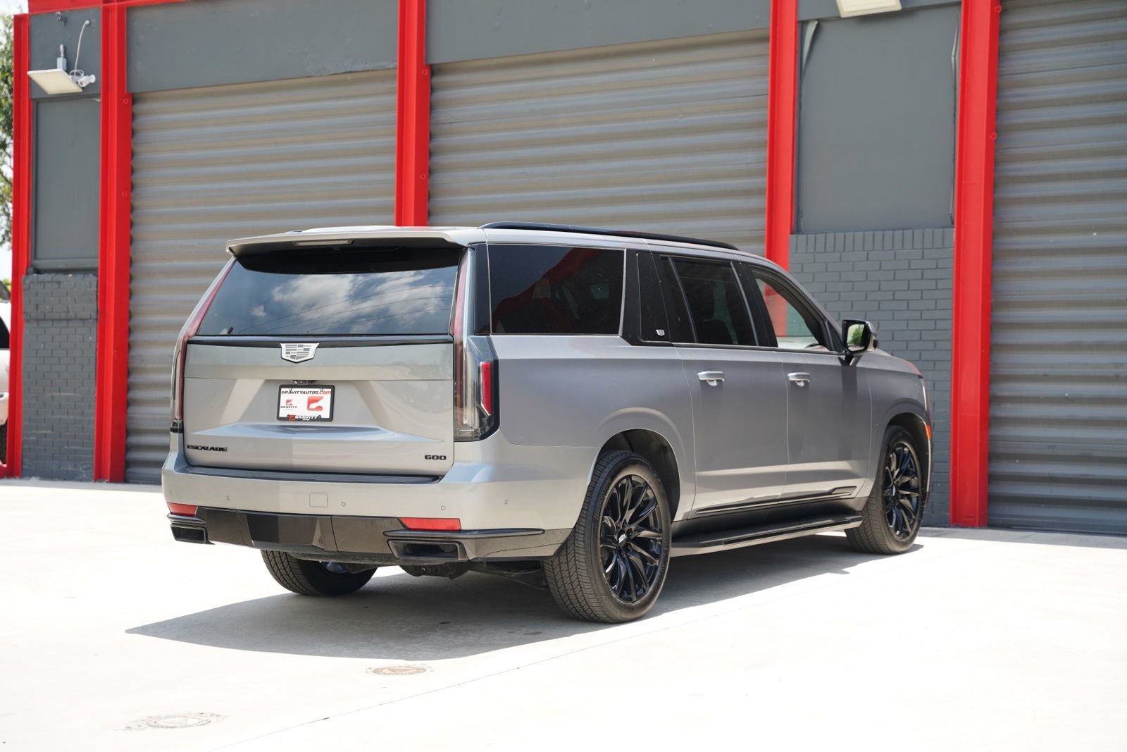 Used 2022 Cadillac Escalade ESV Sport Platinum AWD/4WD image 7