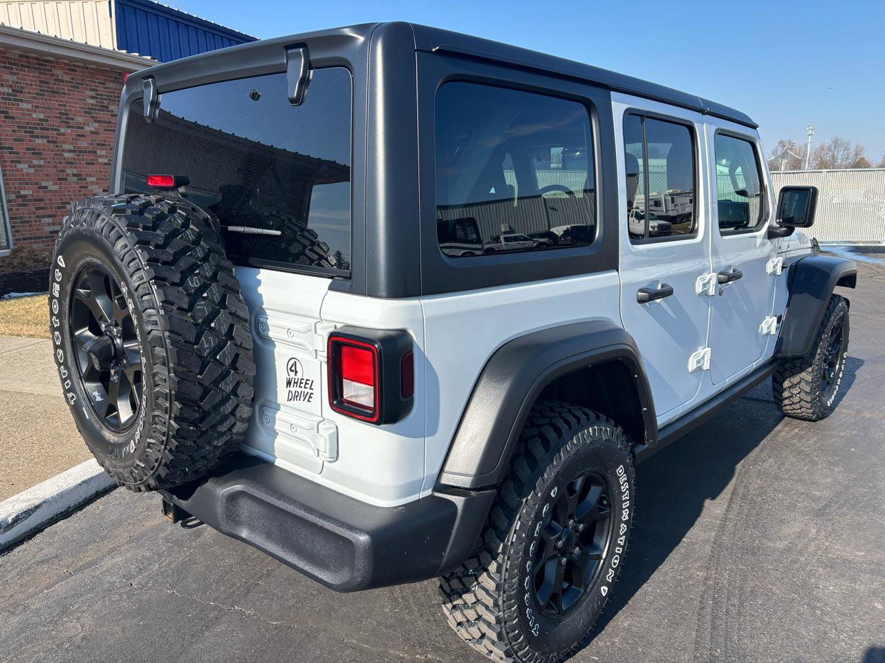 Used 2022 Jeep Wrangler Unlimited Sport image 3