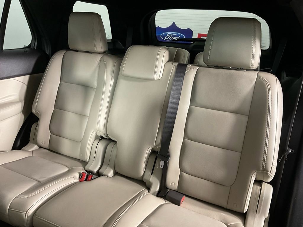 Used 2012 Ford Explorer XLT FWD image 16