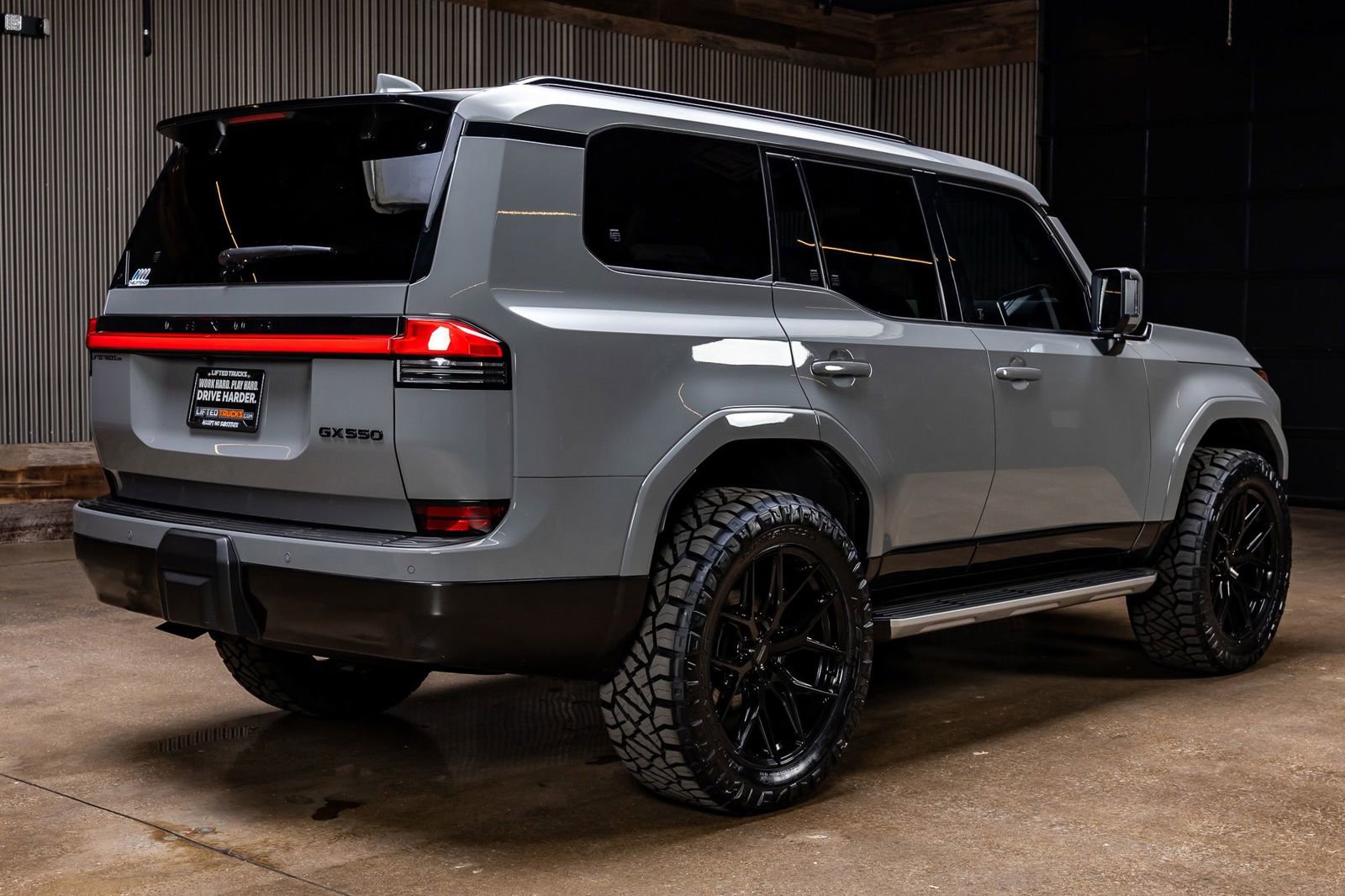 Used 2025 Lexus GX 550 image 10