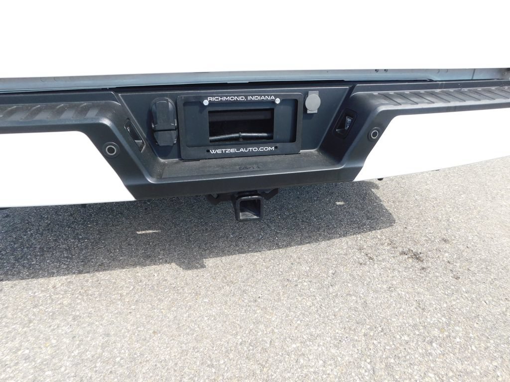 Used 2023 Ford F150 XLT w/ Equipment Group 301A Mid AWD/4WD image 5