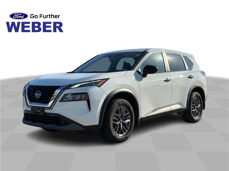 Used 2022 Nissan Rogue S image 1