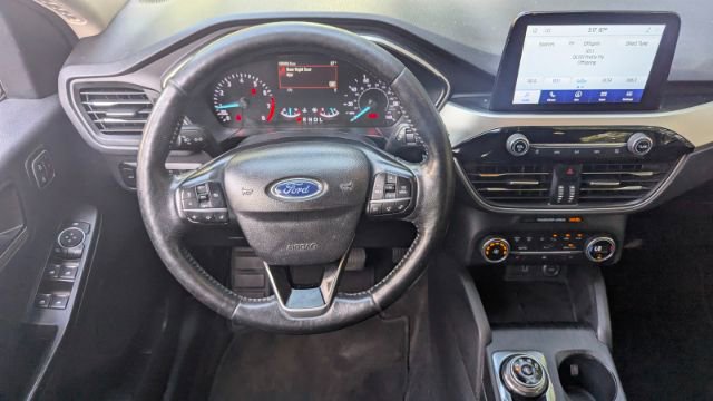 Used 2020 Ford Escape SEL image 23