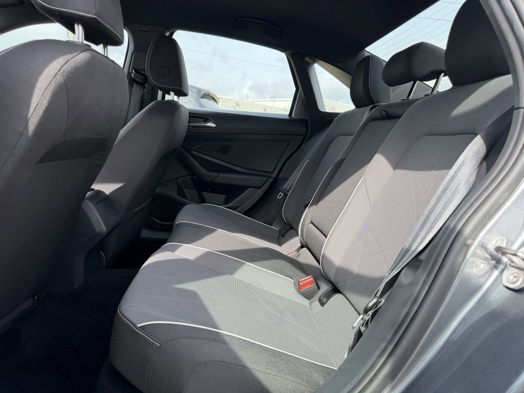 Used 2025 Volkswagen Jetta Sport FWD image 26