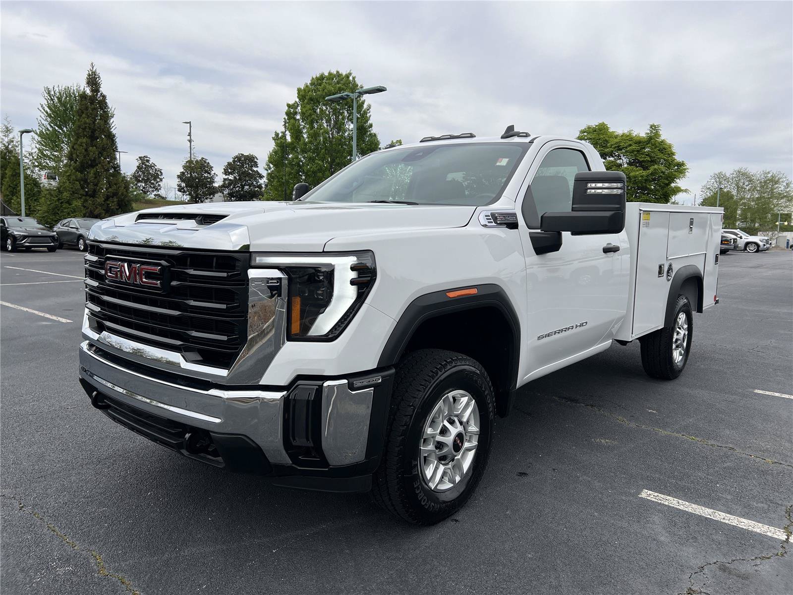 New 2025 GMC Sierra 2500 Pro w/ Convenience Package RWD image 3