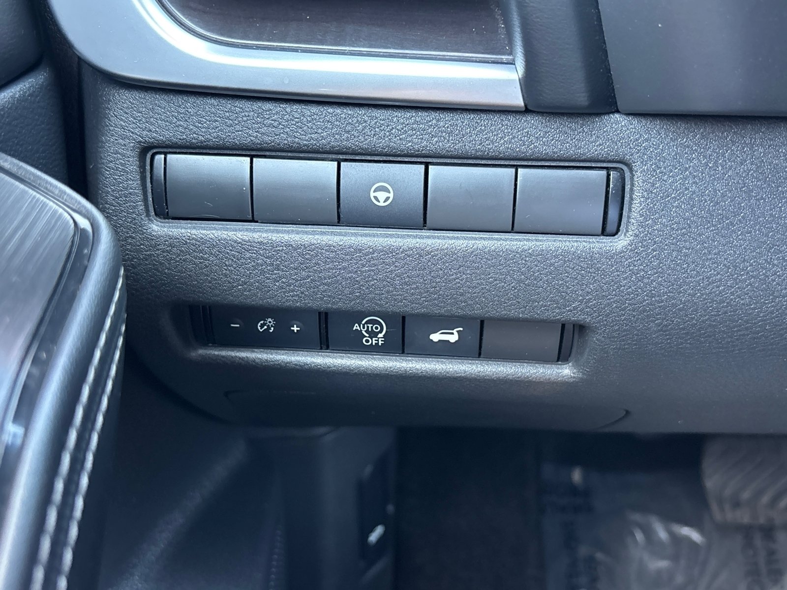 Used 2023 Nissan Rogue Platinum image 21