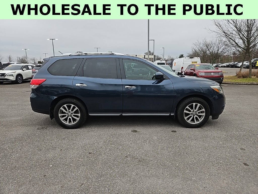 Used 2015 Nissan Pathfinder S image 8