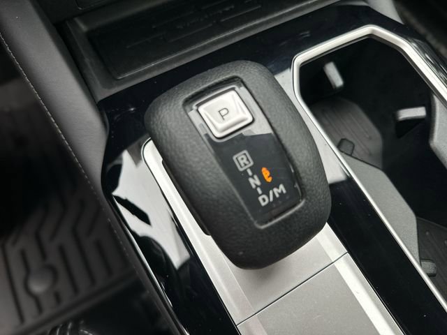 Used 2025 Mitsubishi Outlander ES FWD image 21