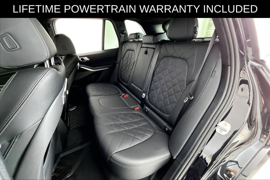 Used 2026 BMW X5 xDrive50e w/ M Sport Package AWD/4WD image 35