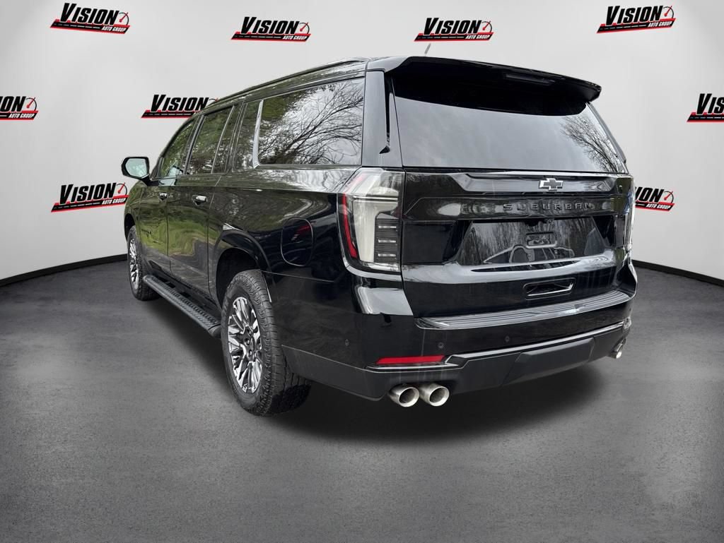Used 2025 Chevrolet Suburban Z71 w/ Z71 Off-Road Package AWD/4WD image 7