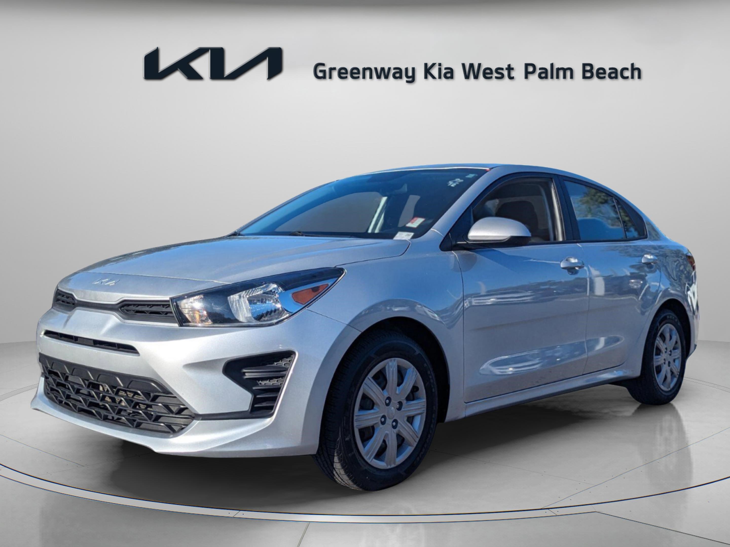 Used 2022 Kia Rio LX image 4
