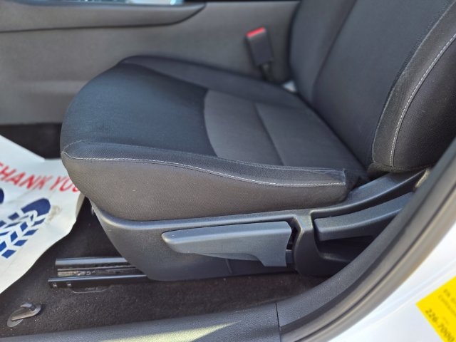 Used 2025 Nissan Sentra SV w/ All-Weather Package FWD image 14