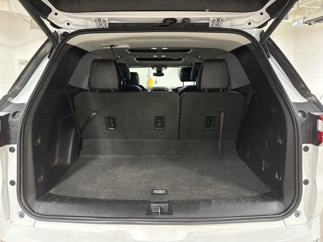 Used 2018 Chevrolet Traverse Premier w/ Driver Confidence II Package FWD image 25