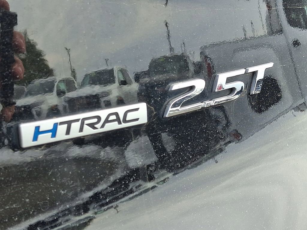 Used 2023 Hyundai Santa Fe Limited image 29