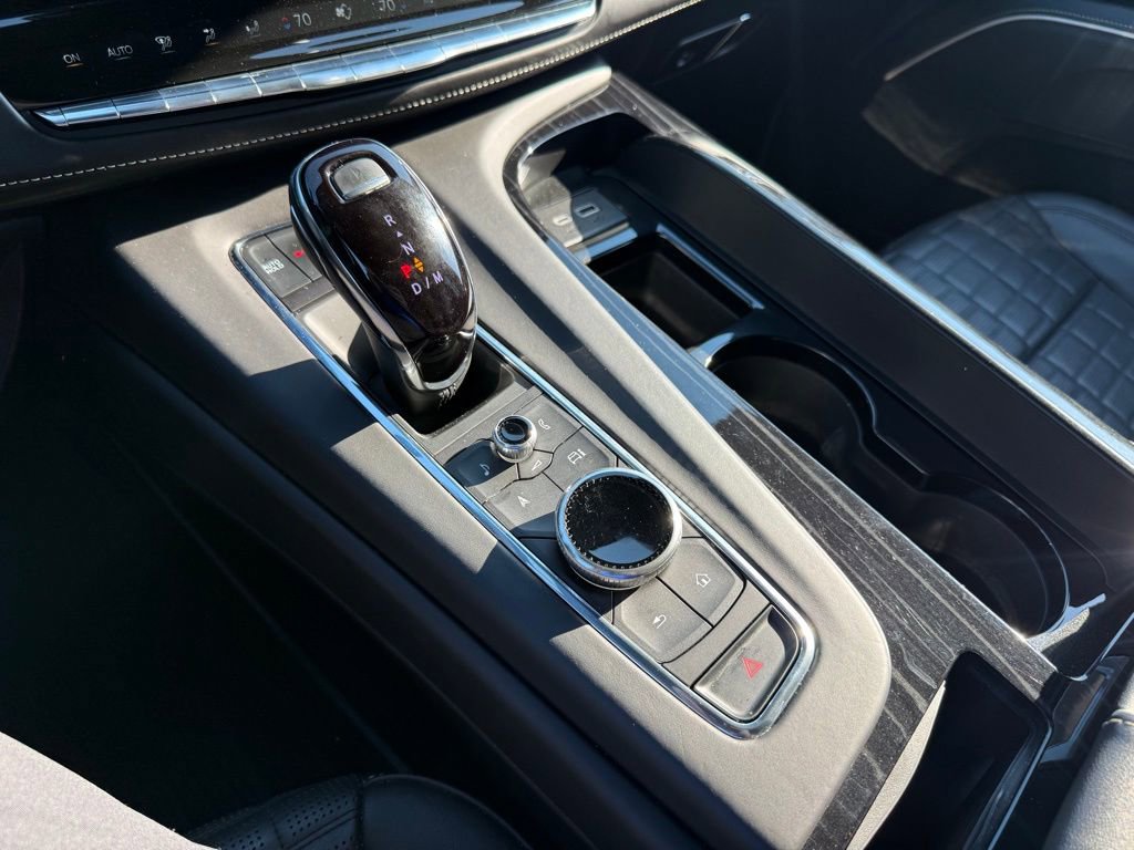 Used 2023 Cadillac Escalade V image 17