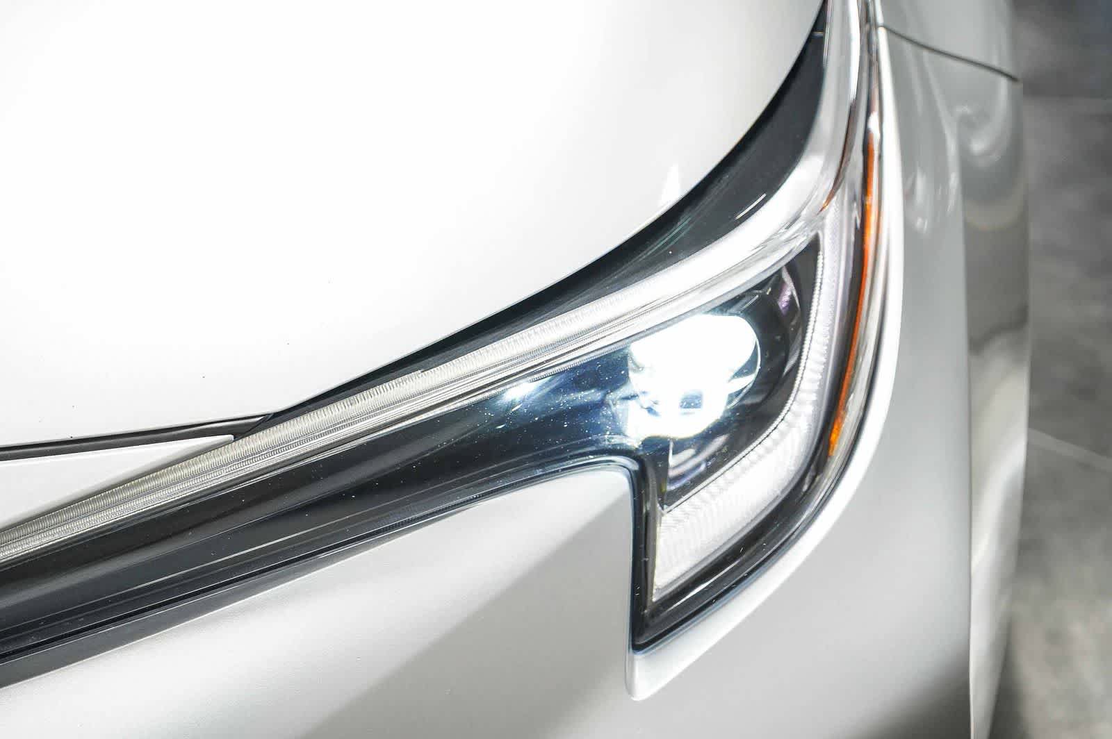 Certified 2024 Toyota Corolla SE FWD image 7