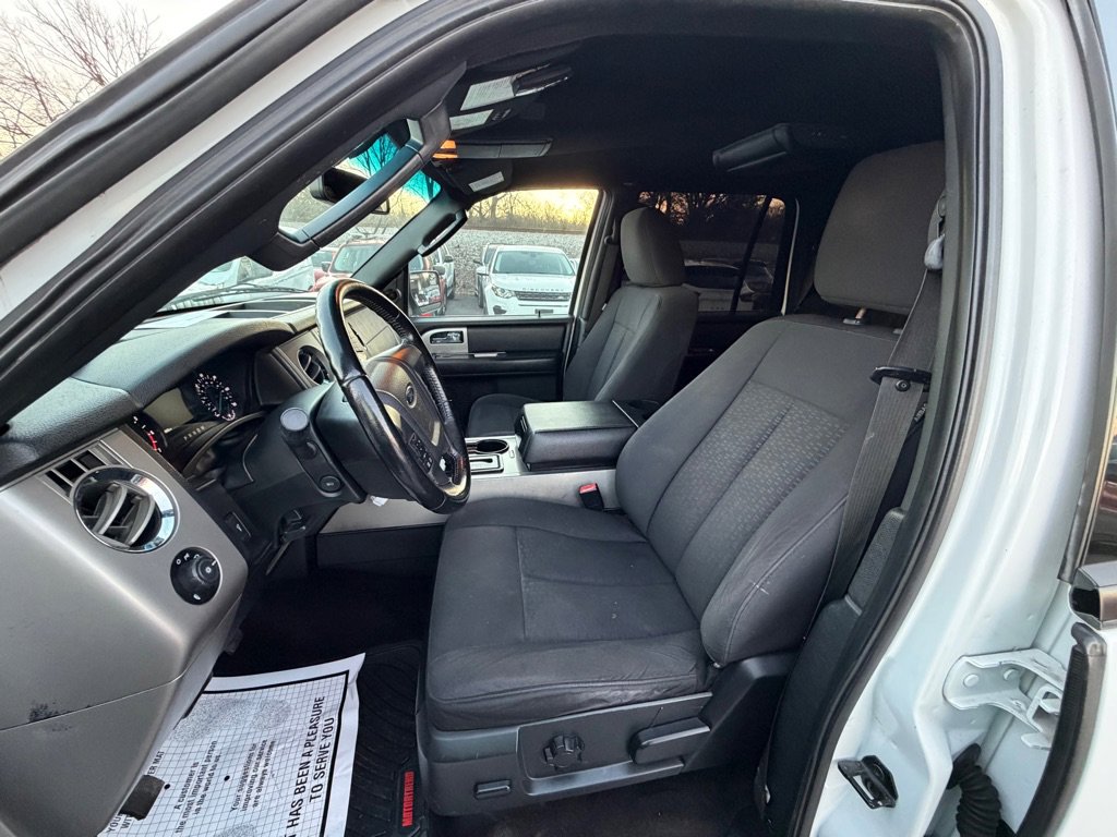 Used 2015 Ford Expedition EL XLT image 8