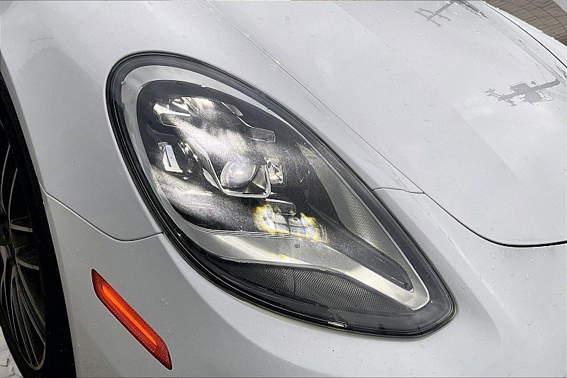 Used 2021 Porsche Panamera image 25