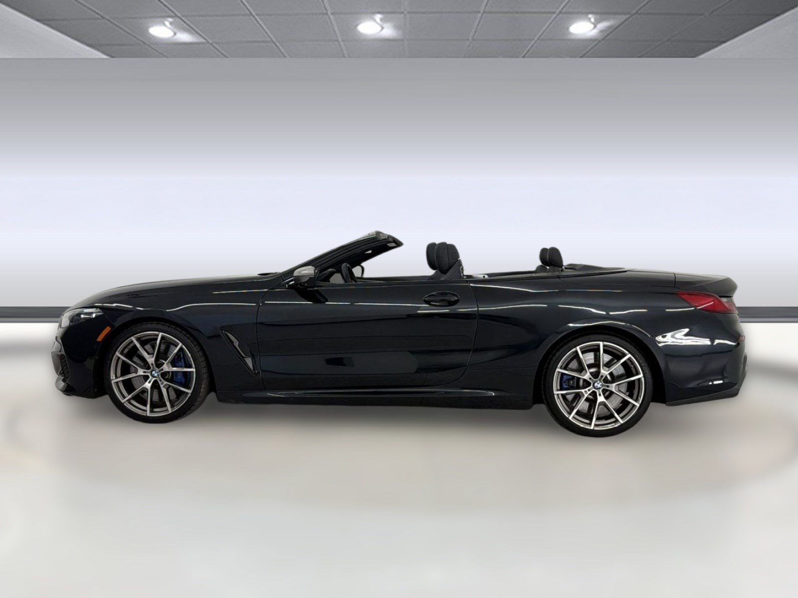 Used 2021 BMW M850i xDrive Convertible w/ Driving Assistance Package AWD/4WD image 31