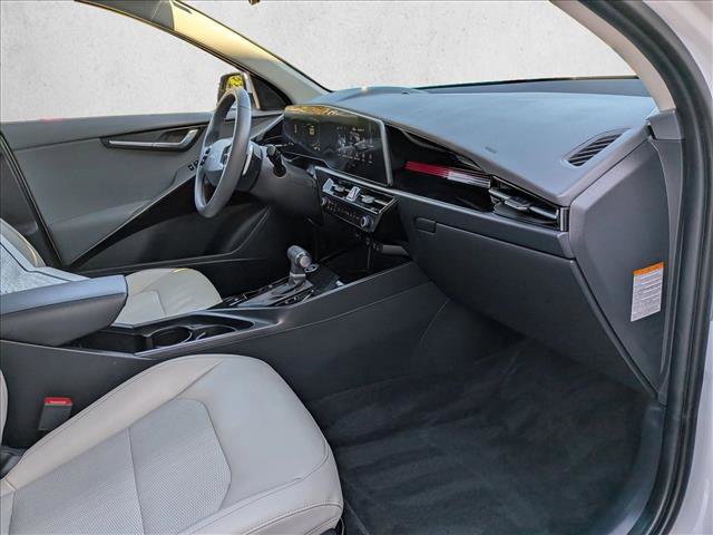 Used 2024 Kia Niro EX Touring FWD image 21