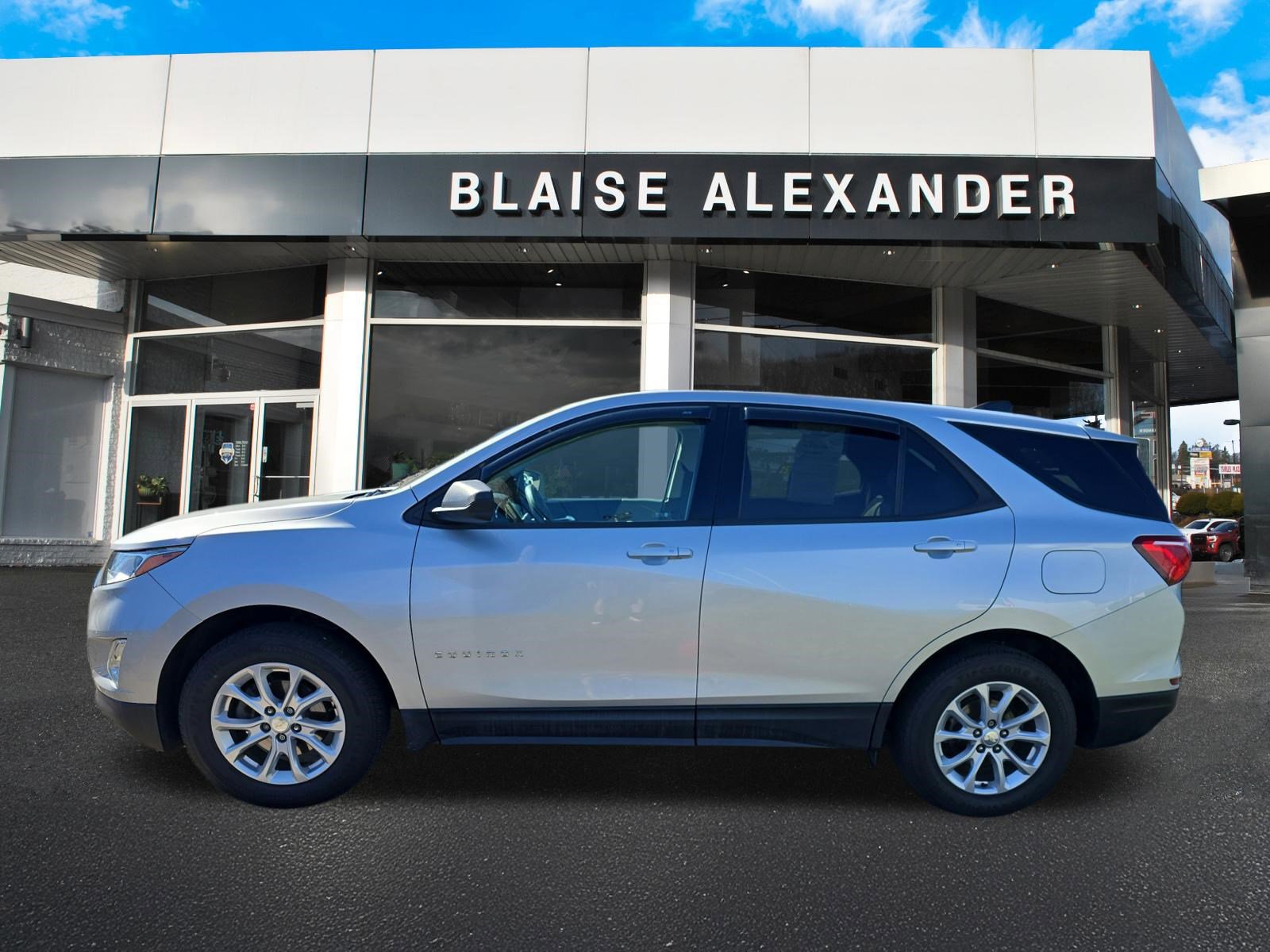 Used 2019 Chevrolet Equinox LS w/ LS Convenience Package AWD/4WD image 7