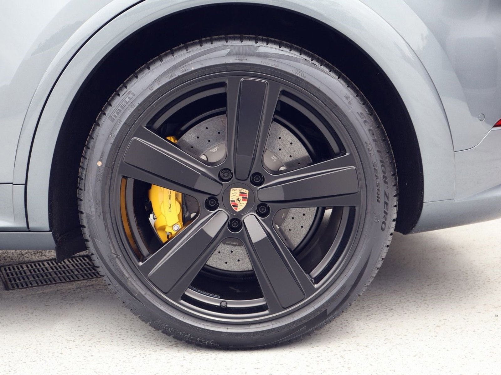 New 2026 Porsche Cayenne E-Hybrid AWD/4WD image 27