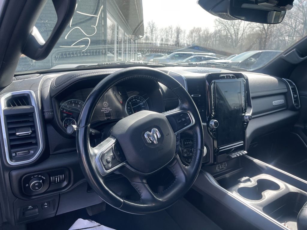 Used 2023 RAM 1500 Laramie AWD/4WD image 16