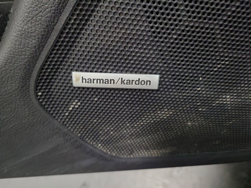 Used 2019 Subaru Outback 2.5i Touring image 22