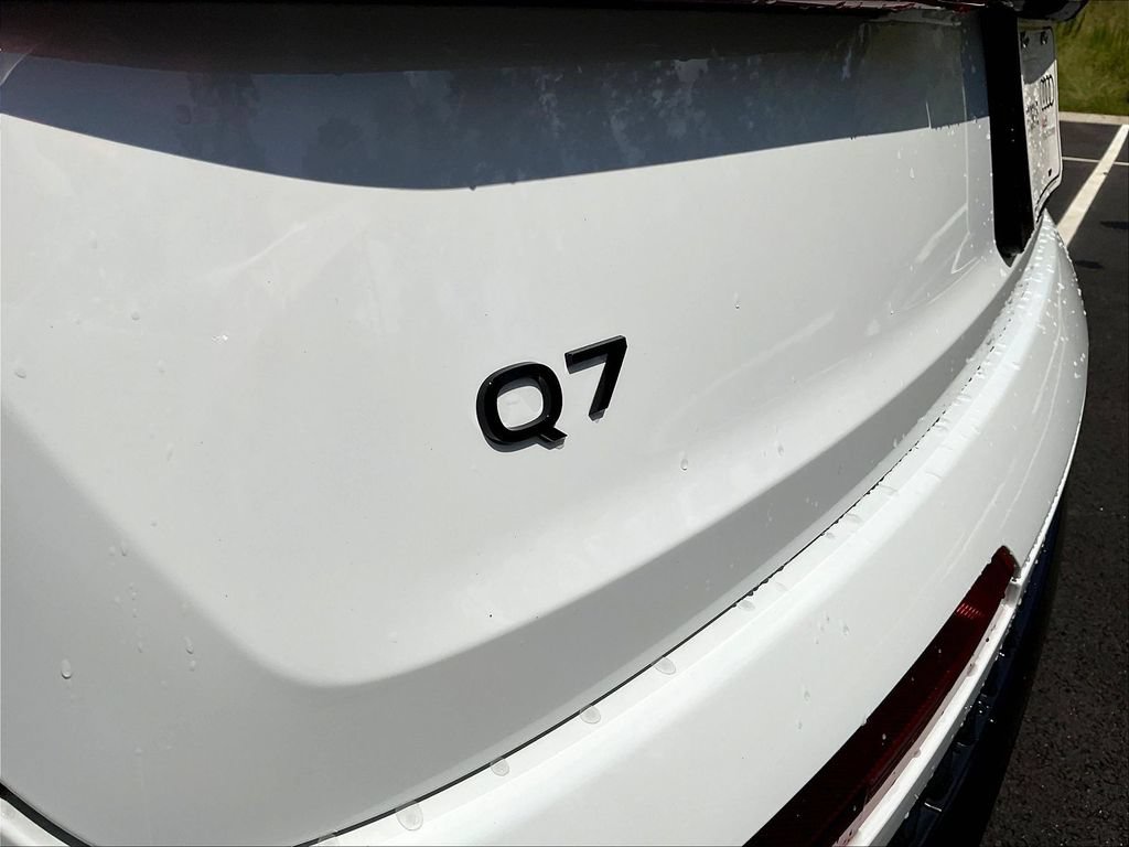 New 2026 Audi Q7 Premium Plus AWD/4WD image 9