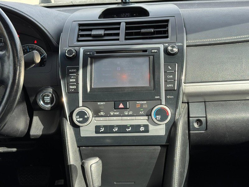 Used 2013 Toyota Camry SE image 13