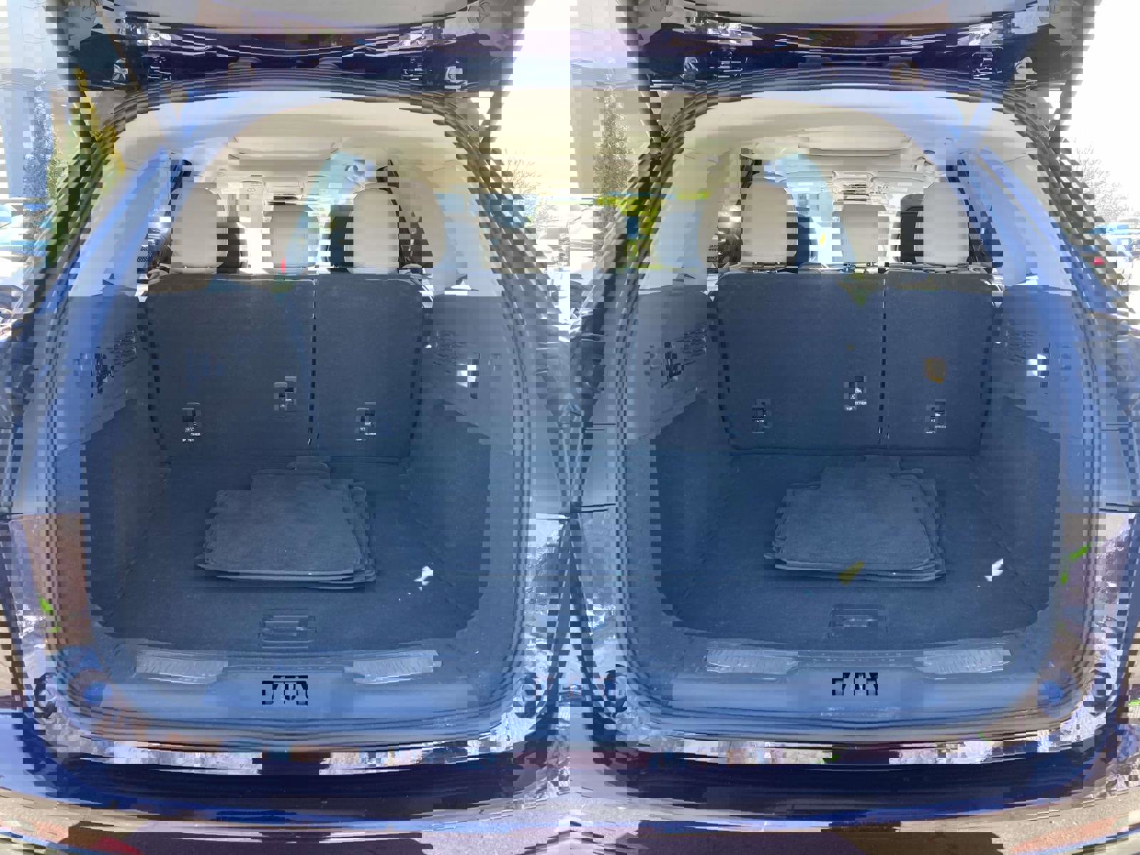 Certified 2025 Lincoln Nautilus Premier w/ Equipment Group 102A image 15