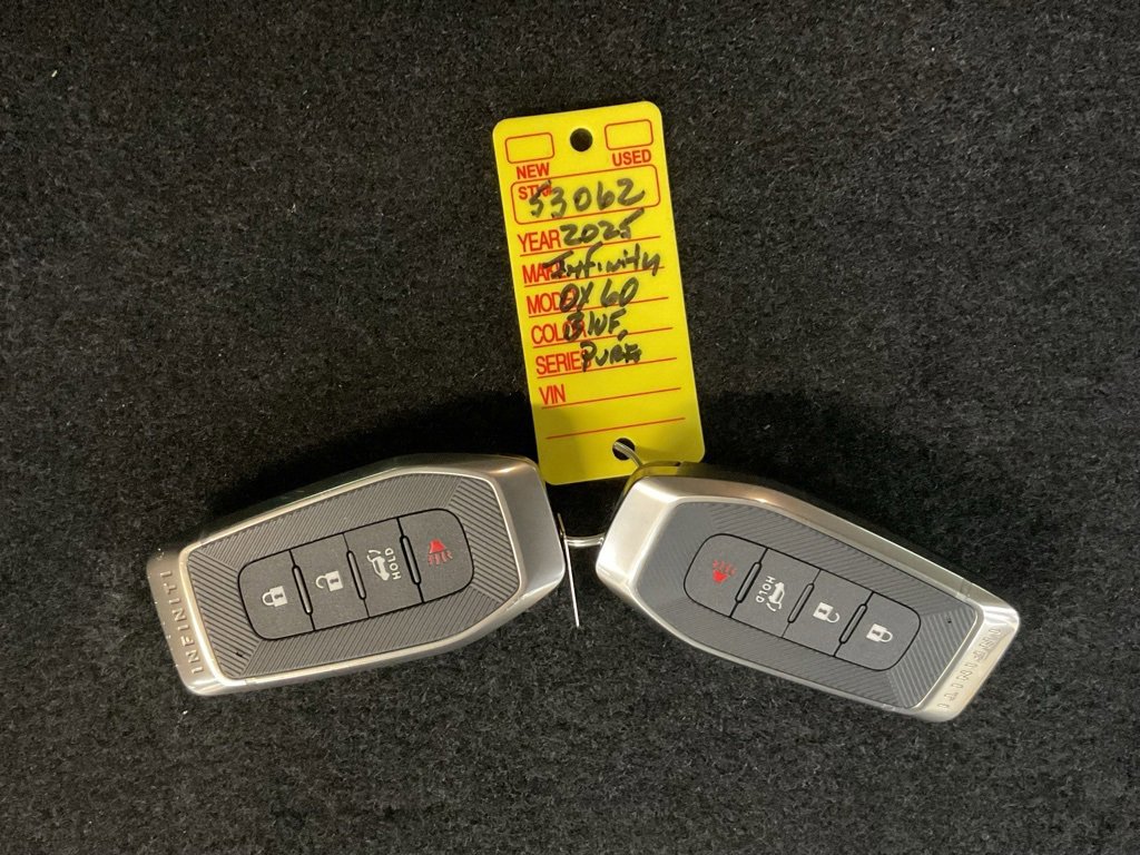 Used 2025 INFINITI QX60 Pure image 23