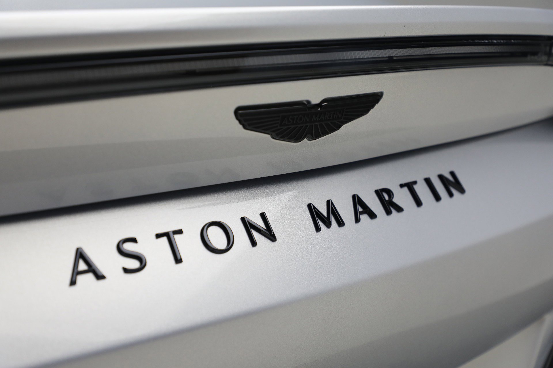 New 2026 Aston Martin V8 Vantage Coupe image 27