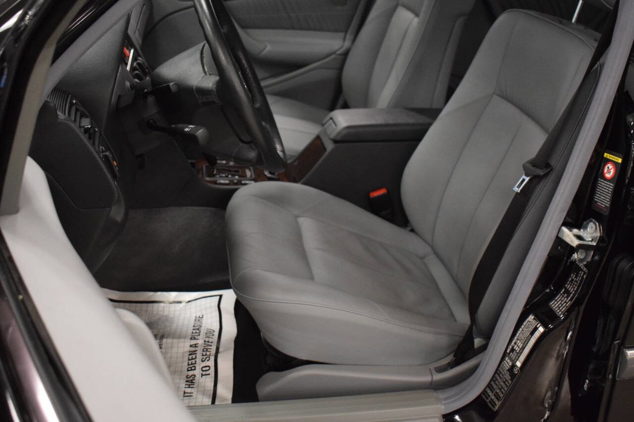 Used 2000 Mercedes-Benz C 230 image 64