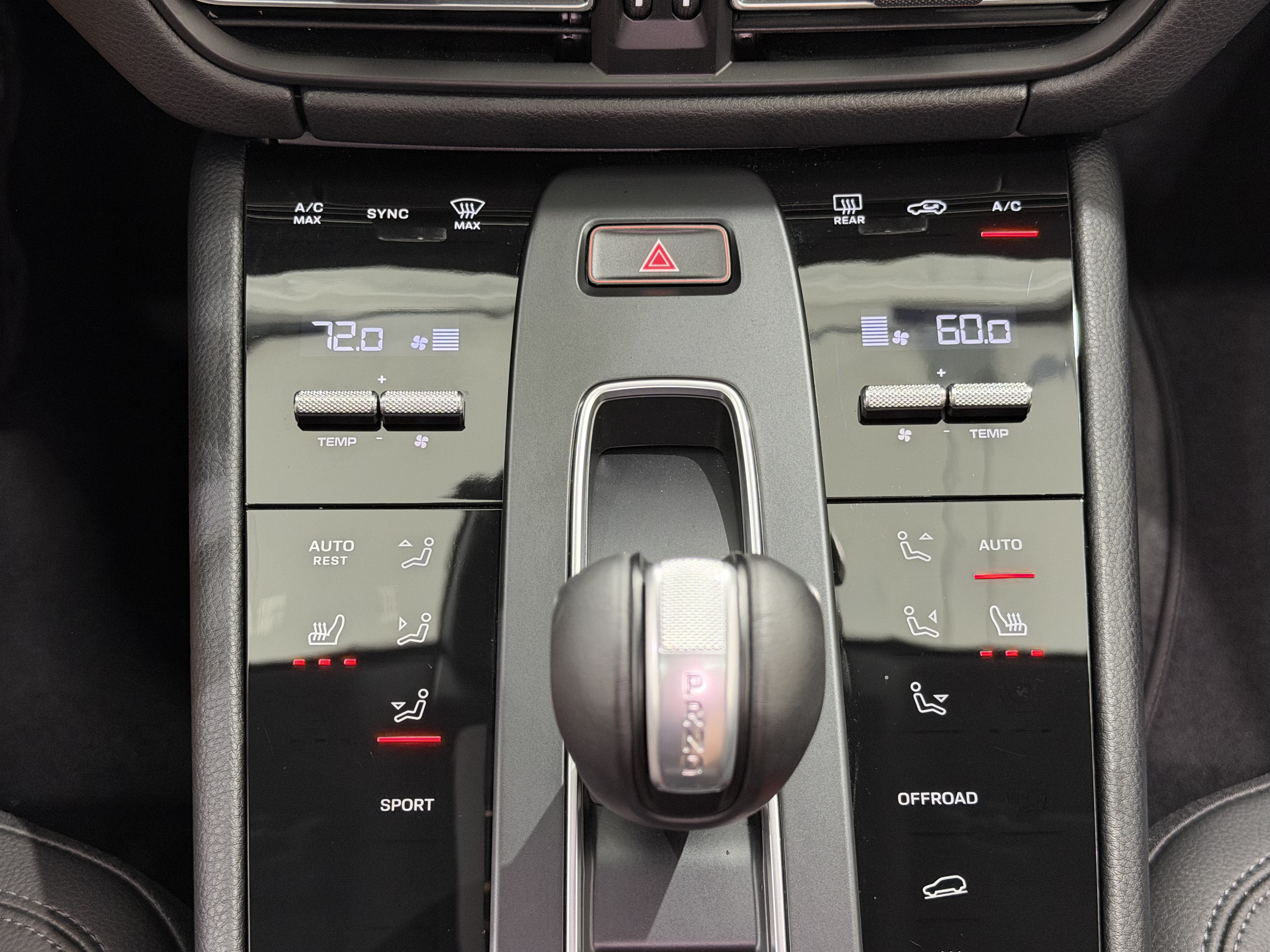 Certified 2026 Porsche Macan AWD/4WD image 36