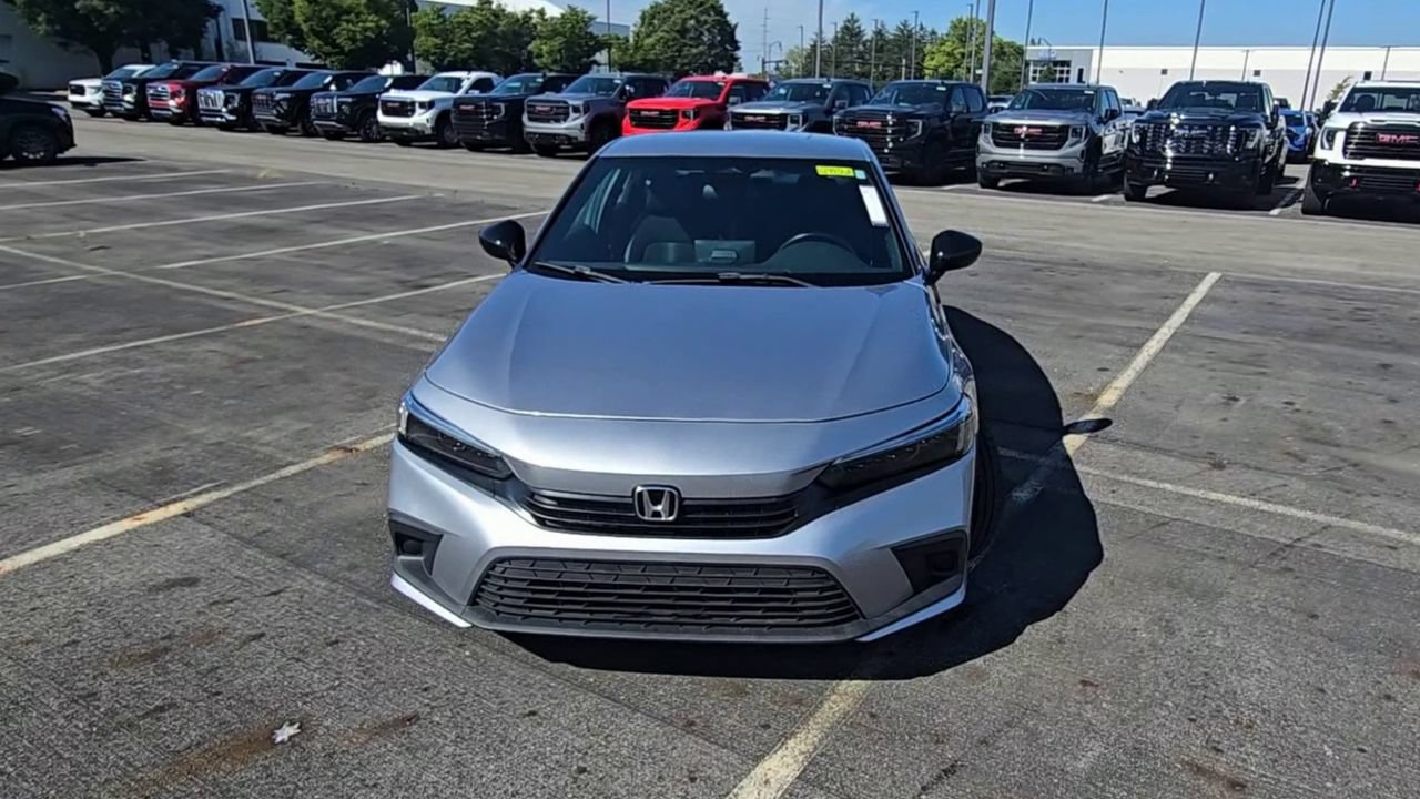 Used 2024 Honda Civic Sport image 3