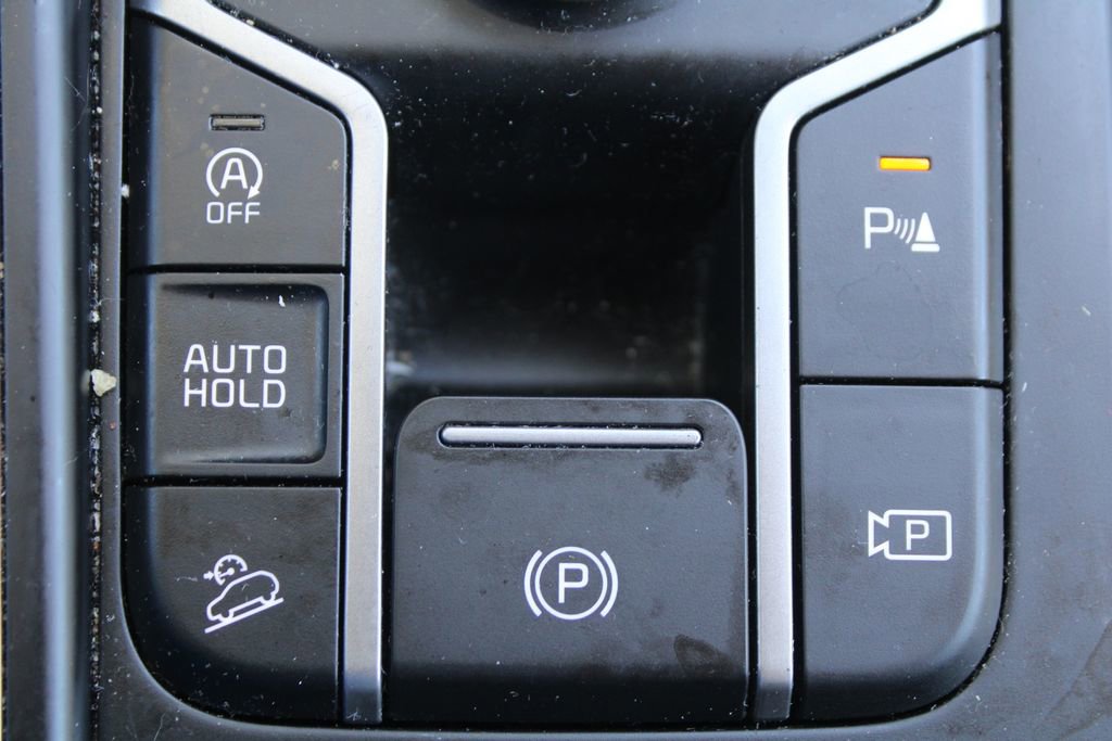 Certified 2024 Kia Sorento EX w/ Panoramic Sunroof Package FWD image 38