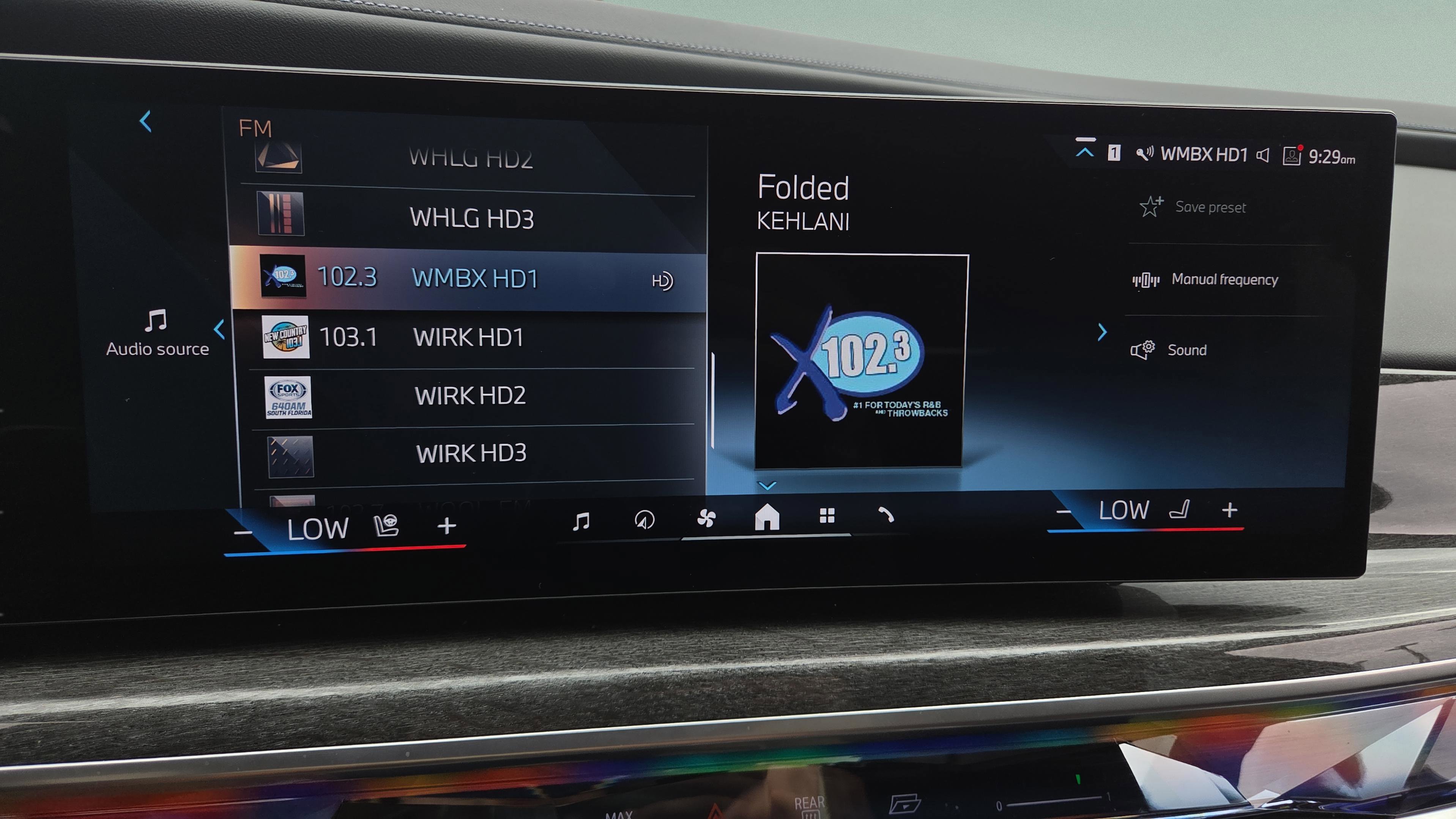Used 2024 BMW 740i xDrive w/ Premium Package AWD/4WD image 29